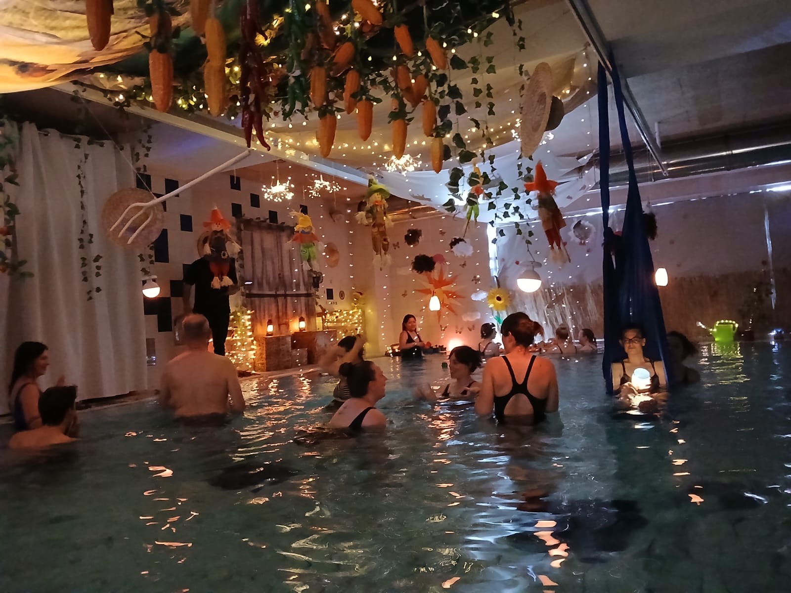 https://www.apsscr.cz/media/sluzby/projekty/near/2-snoezelen-plavecky-bazen-v-san-jose.jpg