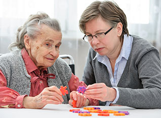 Přenos zkušeností a dobré praxe v oblasti péče o osoby s demencí a jinými specifickými potřebami